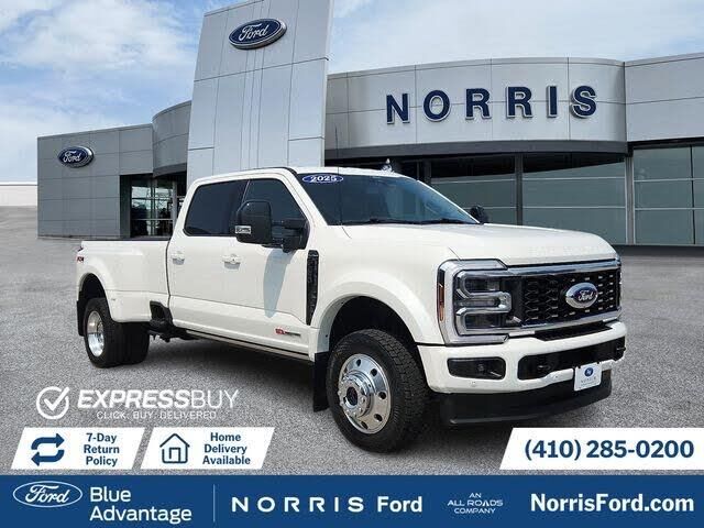 2025 Ford F-450 Super Duty Platinum