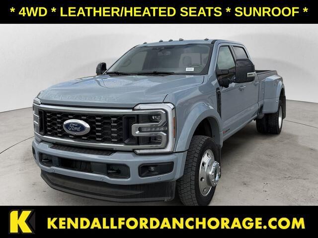 2025 Ford F-450 Super Duty Platinum