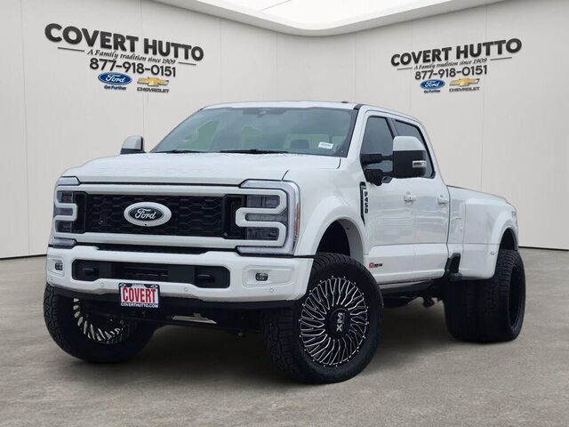 2026 Ford F-450 Super Duty Platinum