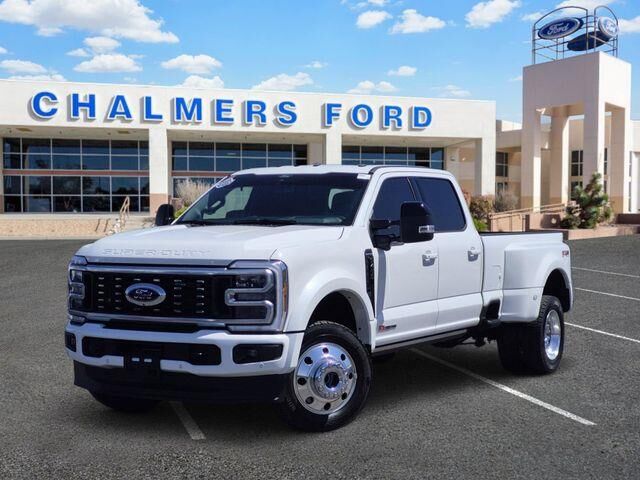 2026 Ford F-450 Super Duty Platinum