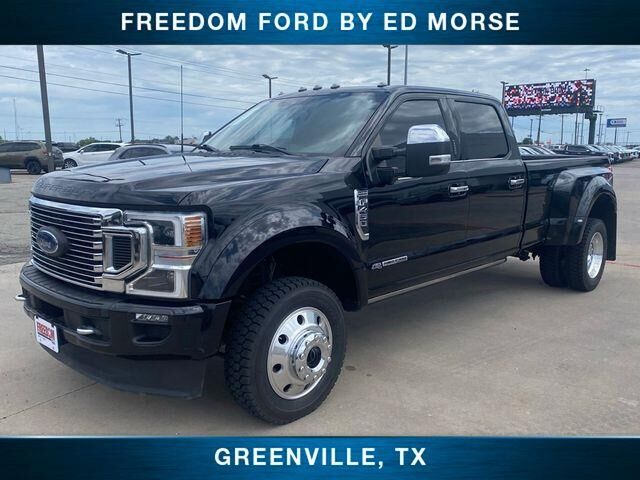 2022 Ford F-450 Super Duty Platinum