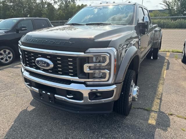 2023 Ford F-450 Super Duty King Ranch