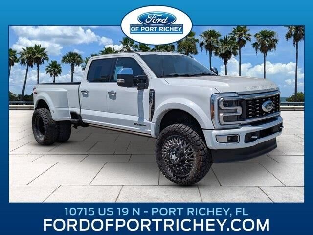 2024 Ford F-450 Super Duty Platinum