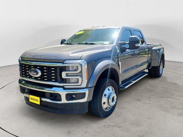 2023 Ford F-450 Super Duty Lariat