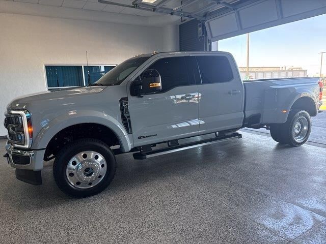 2026 Ford F-450 Super Duty Lariat