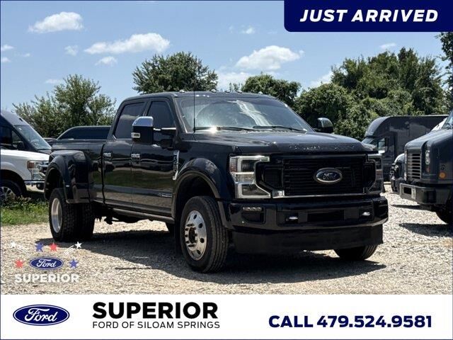 2022 Ford F-450 Super Duty Platinum — photo 1 of 6