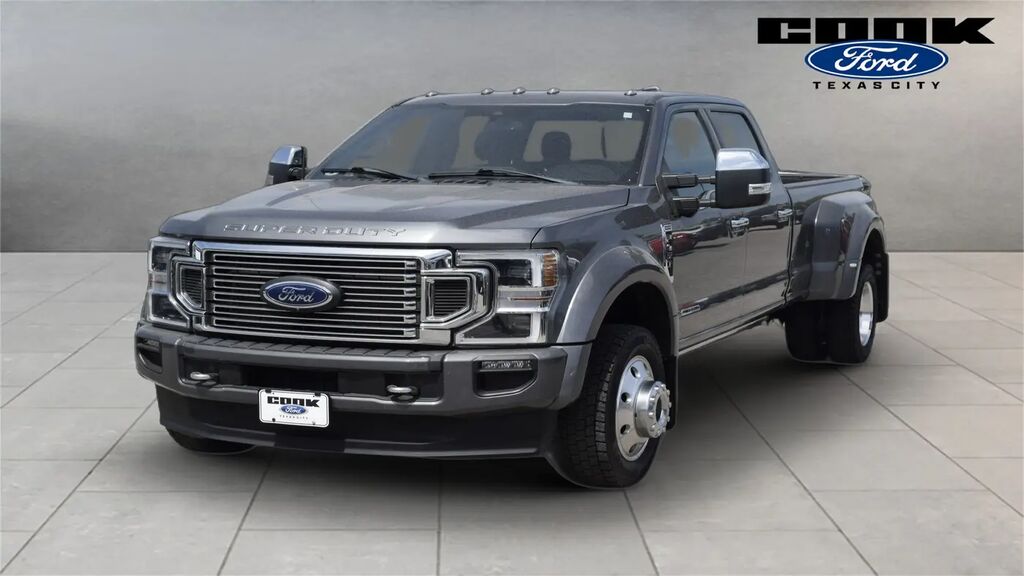 2022 Ford F-450 Super Duty Platinum