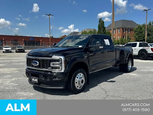 2025 Ford F-450 Super Duty Platinum