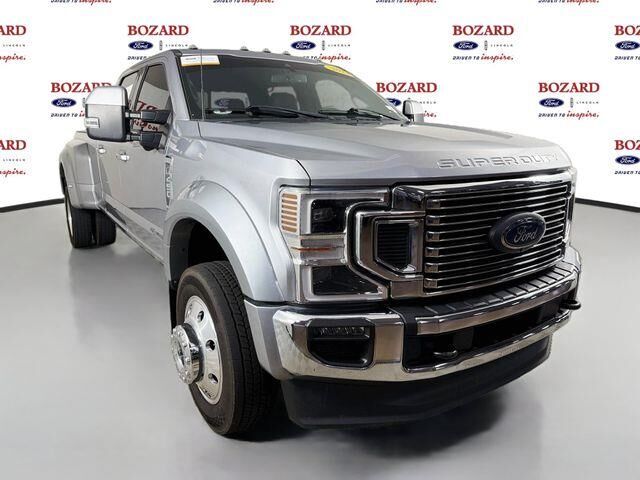 2022 Ford F-450 Super Duty Lariat
