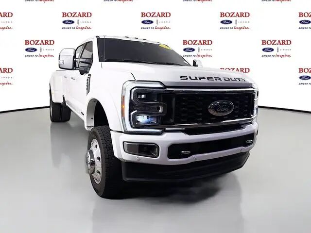 2024 Ford F-450 Super Duty Platinum