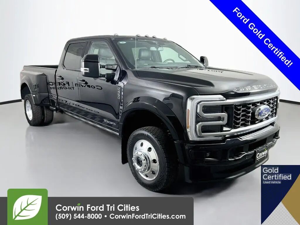 2026 Ford F-450 Super Duty Platinum — photo 1 of 13