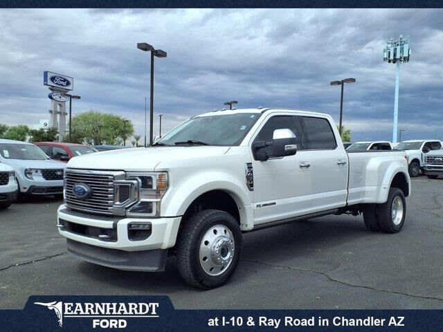 2022 Ford F-450 Super Duty Platinum