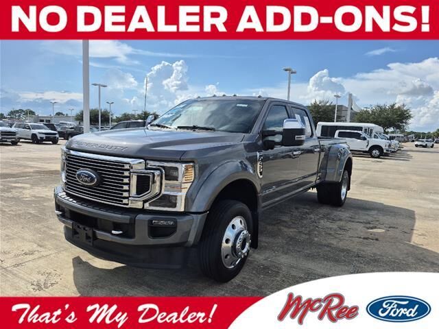 2022 Ford F-450 Super Duty Platinum