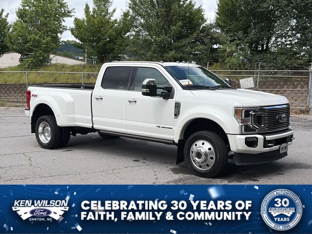 2022 Ford F-450 Super Duty Platinum