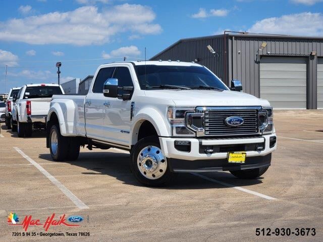 2022 Ford F-450 Super Duty Platinum