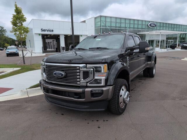 2022 Ford F-450 Super Duty King Ranch