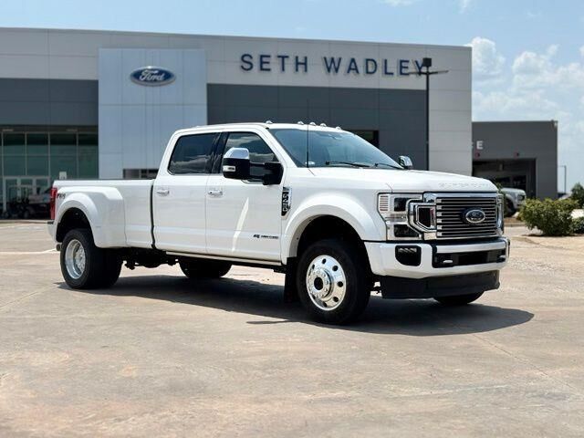 2022 Ford F-450 Super Duty Platinum