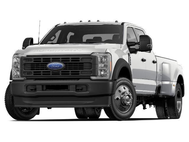 2025 Ford F-450 Super Duty Lariat