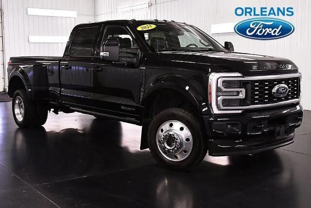 2025 Ford F-450 Super Duty Platinum