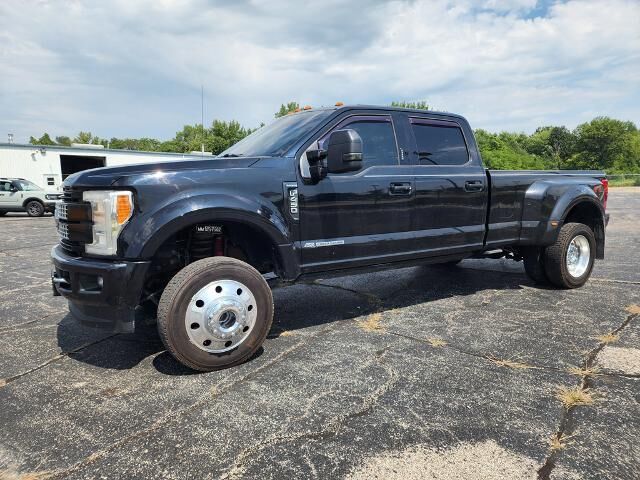 2017 Ford F-450 Super Duty Platinum
