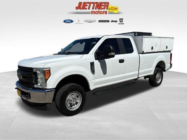 2017 Ford F-350 Super Duty XL