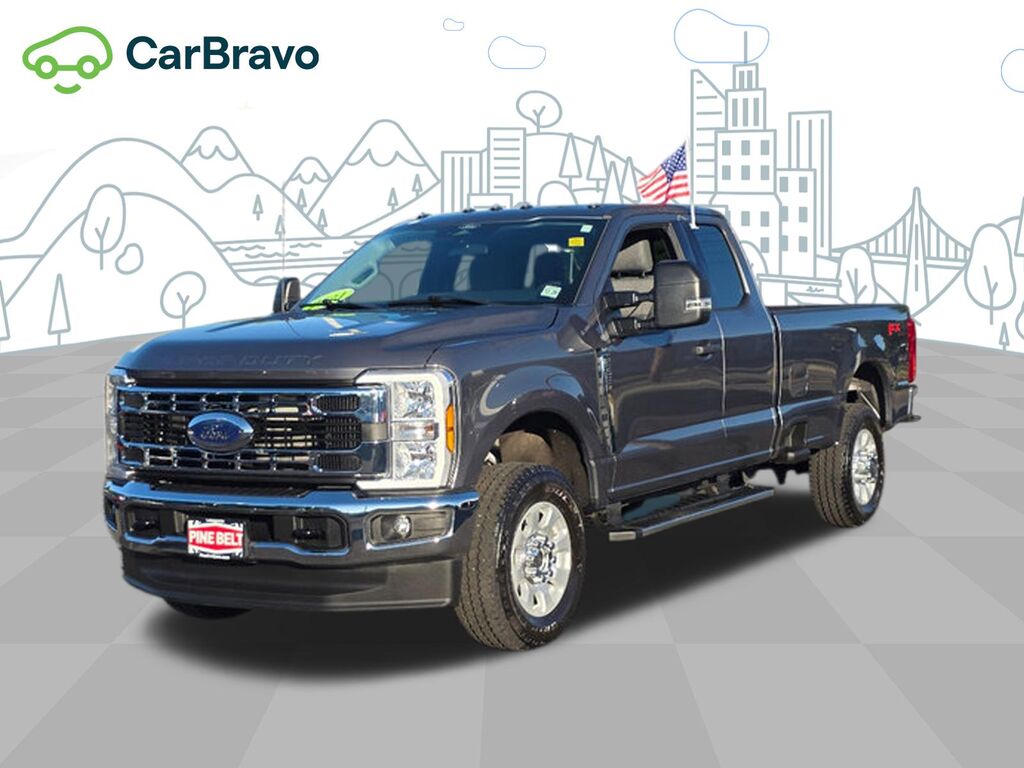 2024 Ford Super Duty F-350 SRW XLT — photo 1 of 6