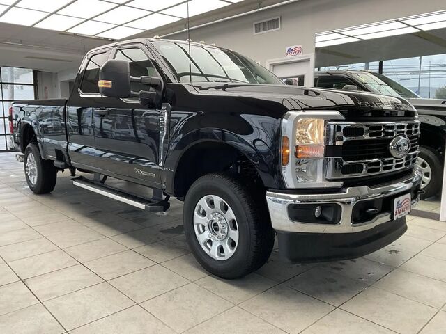 2024 Ford F-350 Super Duty XLT