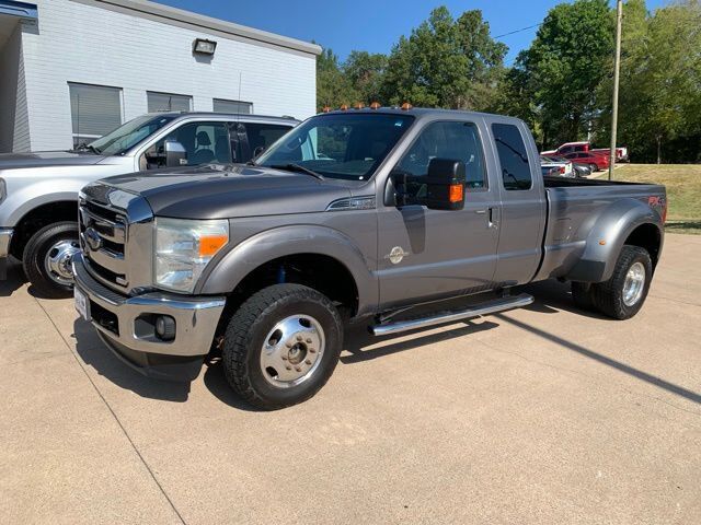 2014 Ford Super Duty F-350 DRW Lariat