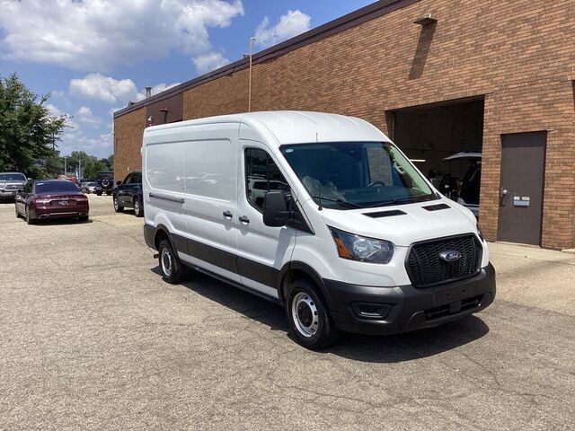2025 Ford Transit 250