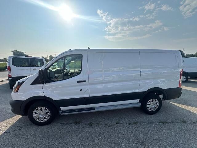 2025 Ford Transit 250