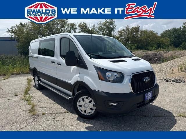 2025 Ford Transit 250