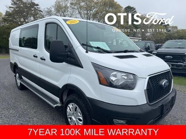 2025 Ford Transit 250