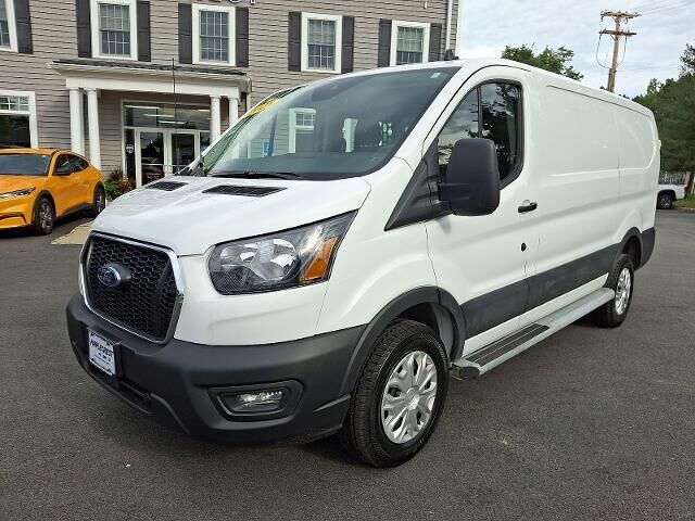 2025 Ford Transit 250