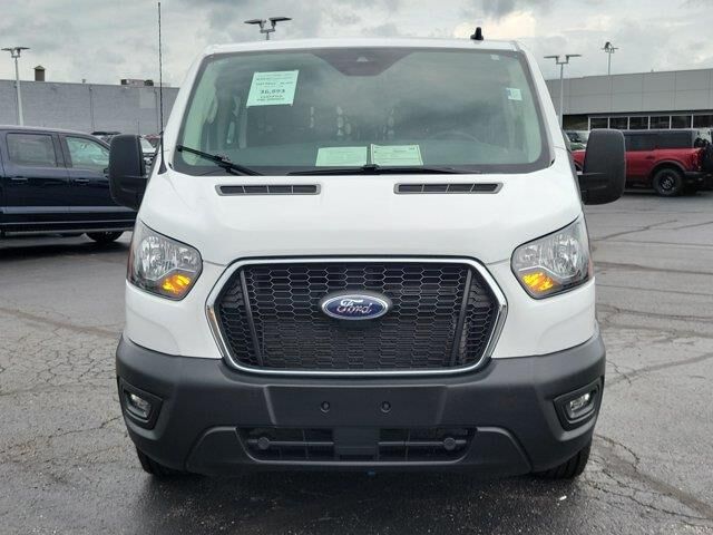 2025 Ford Transit 250