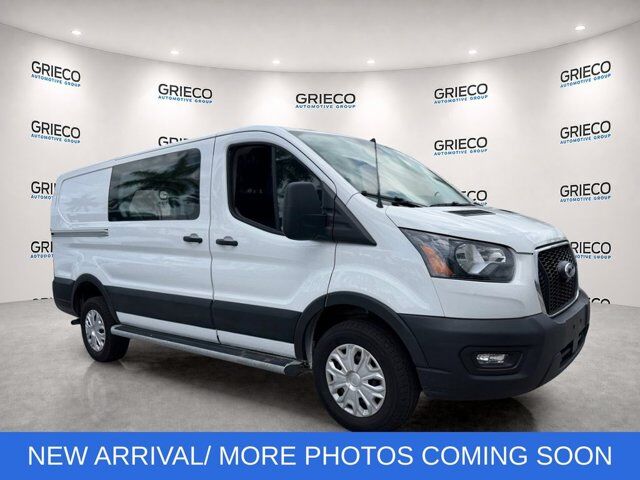 2025 Ford Transit Cargo Van Base — photo 1 of 10