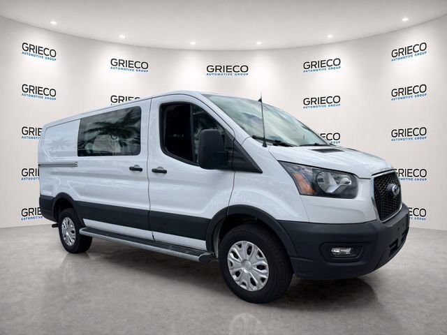 2025 Ford Transit Cargo Van Base