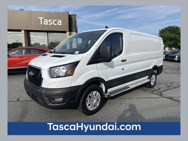 2025 Ford Transit 250