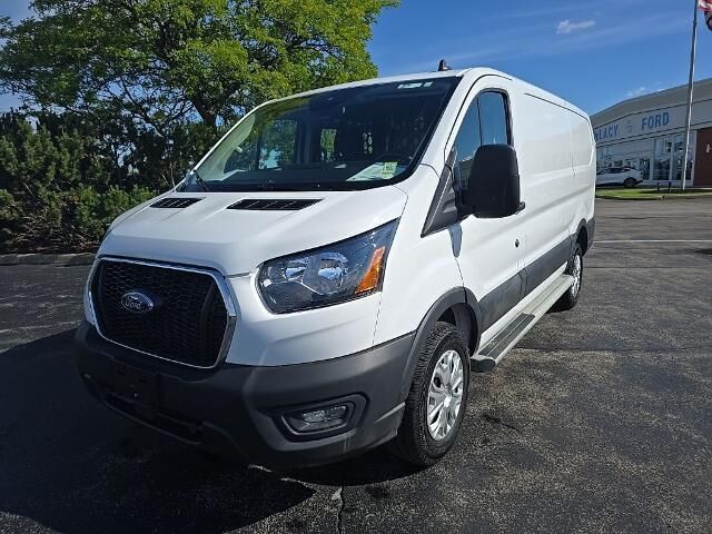 2025 Ford Transit 250