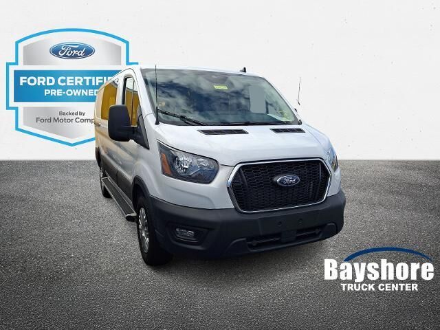 2025 Ford Transit 250