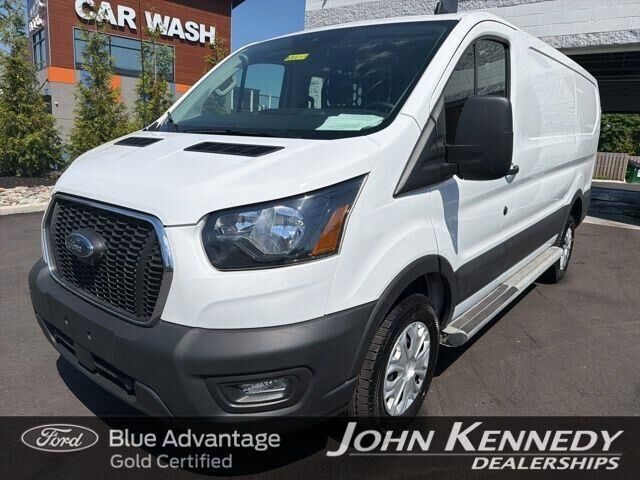 2025 Ford Transit 250
