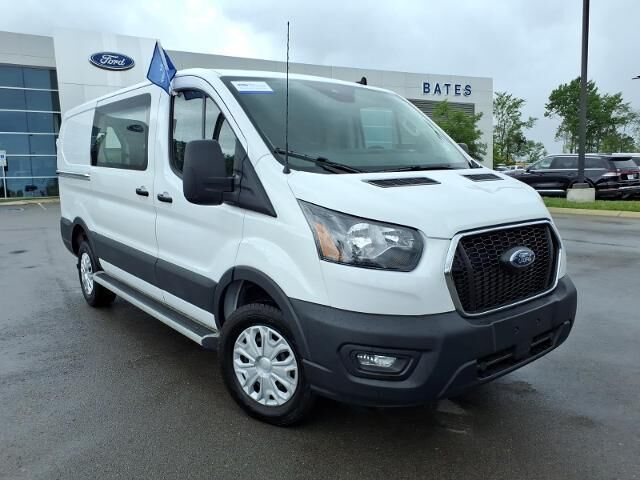 2025 Ford Transit 250