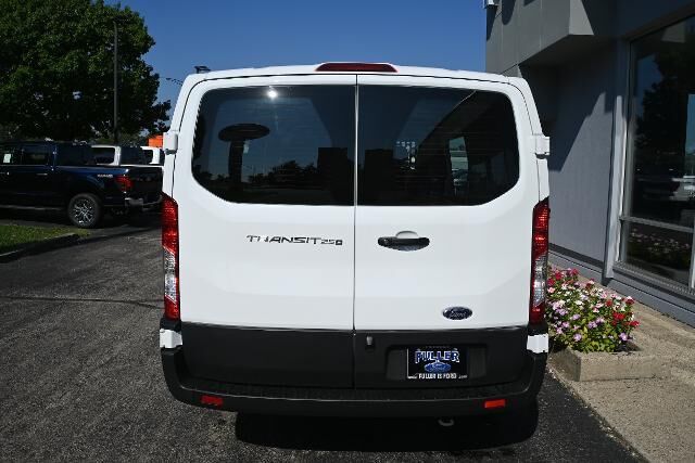 2025 Ford Transit 250