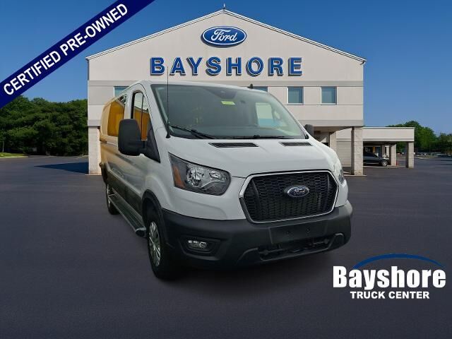 2025 Ford Transit 250