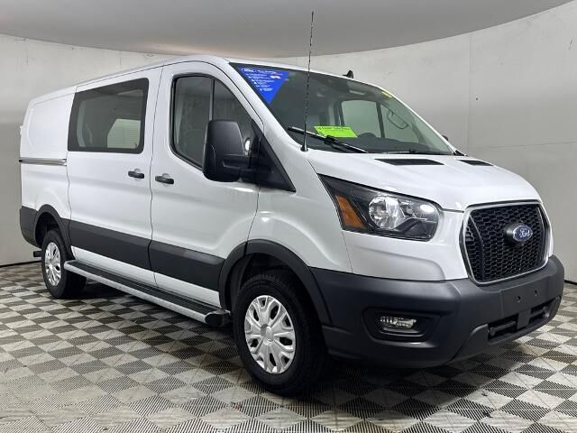 2025 Ford Transit 250