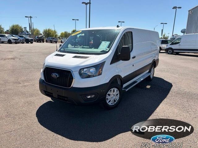 2025 Ford Transit 250