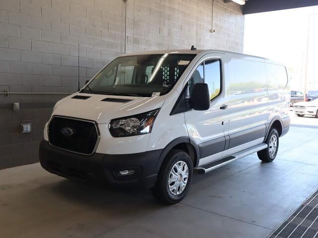 2025 Ford Transit 250