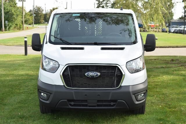 2025 Ford Transit 250