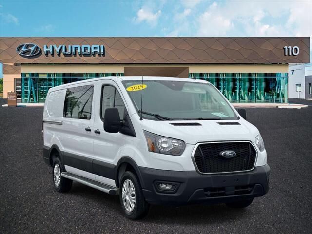 2025 Ford Transit 250 — photo 1 of 13