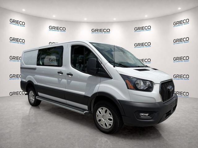 2025 Ford Transit Cargo Van Base