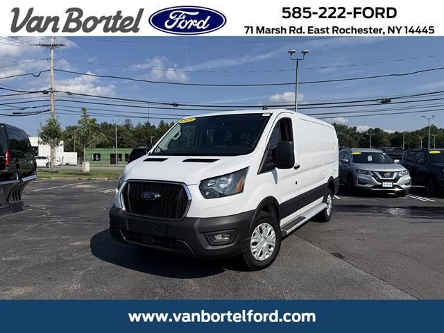 2025 Ford Transit 250